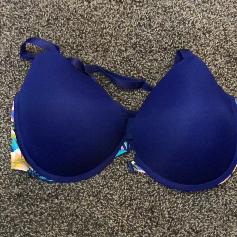 NEW WITHOUT TAGS